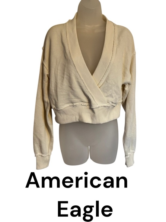 American Eagle Outfitters Tops - NWT  RET: $50    American Eagle Cream Casual Crop Pullover   SMALL    #A